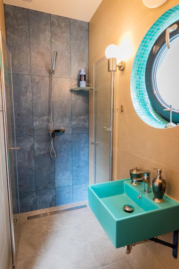Cat Stone Villa Pisz Ngoại thất bức ảnh